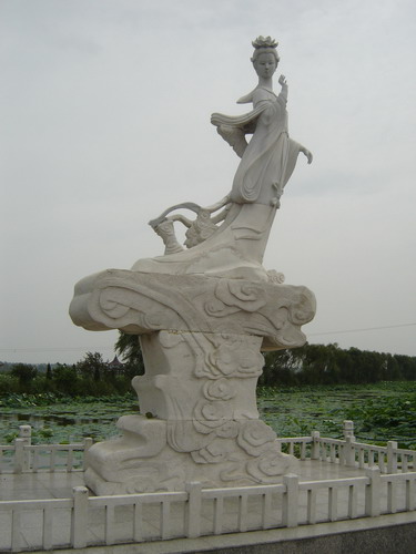 最新供应_石雕仙女 <em>天女散花雕塑</em> 仙女散花雕